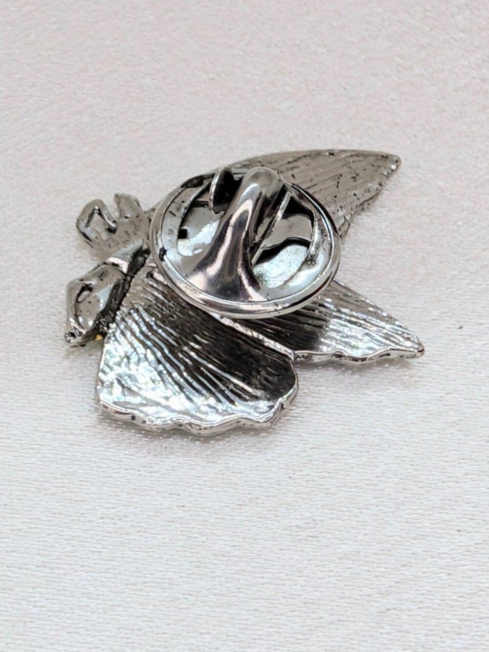 NEW Purple Enamel Butterfly Put 'Em Pin - Picture 4 of 5
